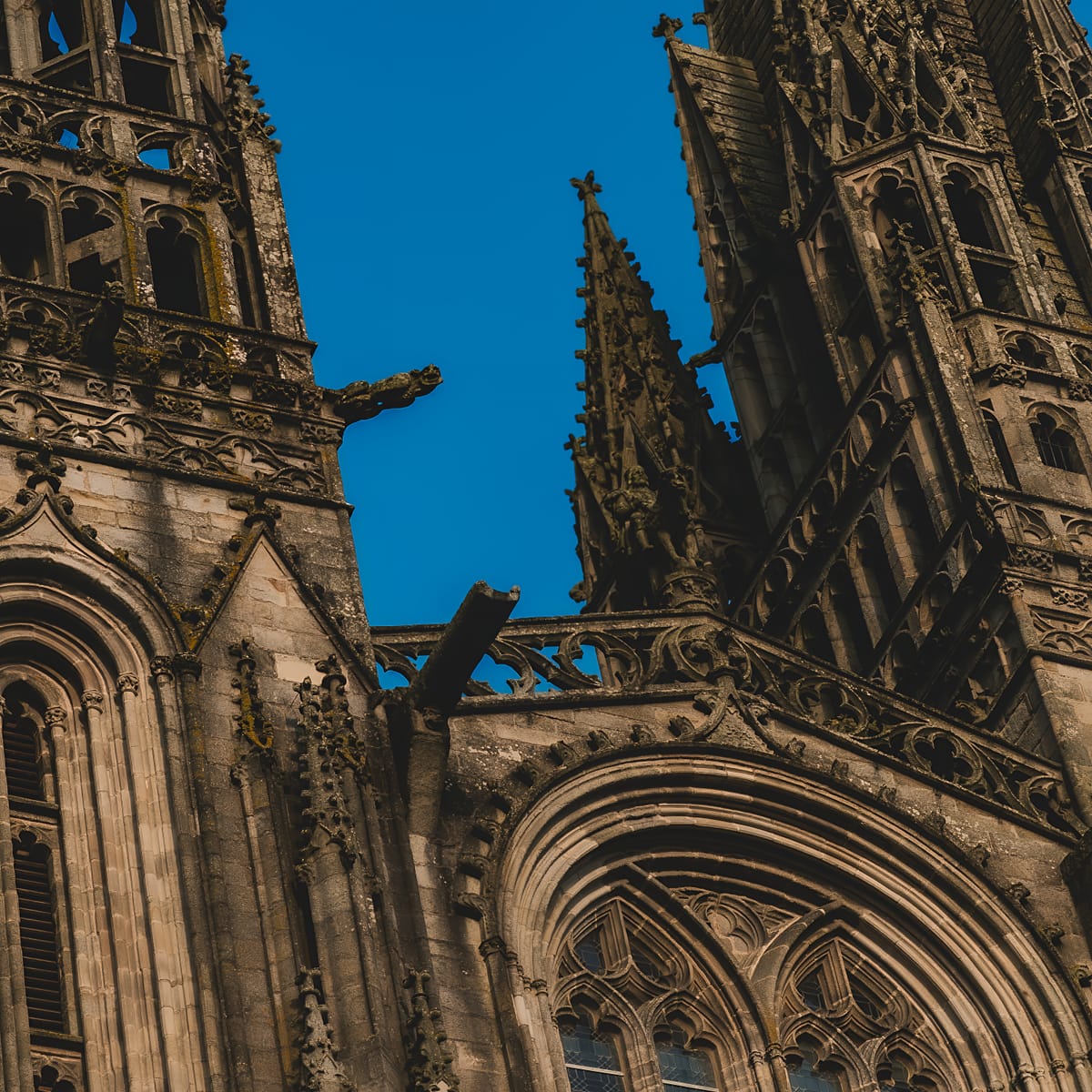 Quimper, Cathédrale Saint-Corentin. Photographie réalisée à l’aide d’un Fujifilm X30